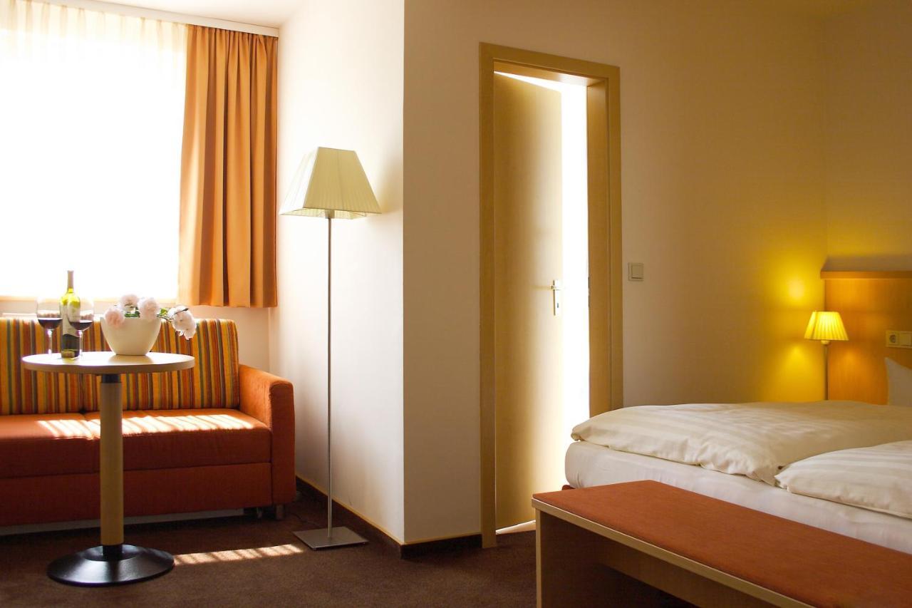 Luebsche Thorweide Hotel วิสมาร์ ภายนอก รูปภาพ